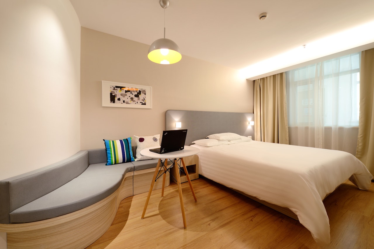 One Bed Room